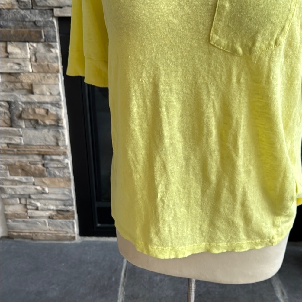 Banana Republic Yellow Boxy Relaxed T-Shirt - Picture 6 of 11